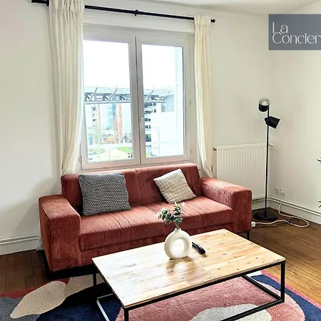 L'appart A La Porte Bleue-poitiersgare-la Conciergerie Apartment *